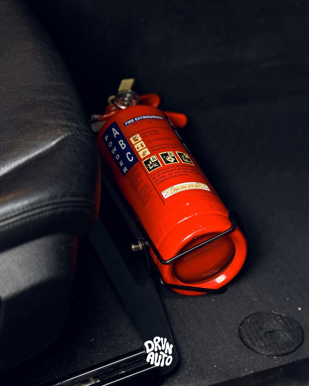 Custom Fire Extinguisher Bracket for BMW F30 — angle 4